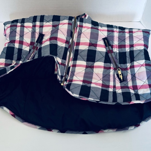 Crown & IVY Woman Pink Black Plaid Puffer Quilted Full Zip Vest Size Small - Picture 8 of 16